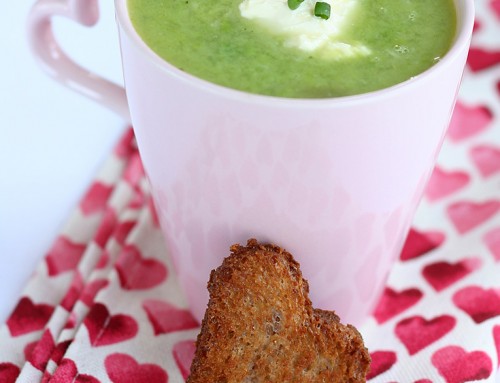 Pea & Roasted Garlic Soup